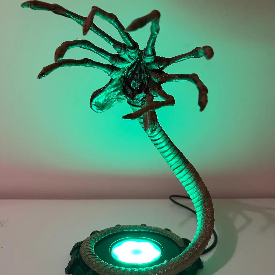 Alien Facehugger Lamp Nightlig - Home Lighting And Decor 评论和价格
